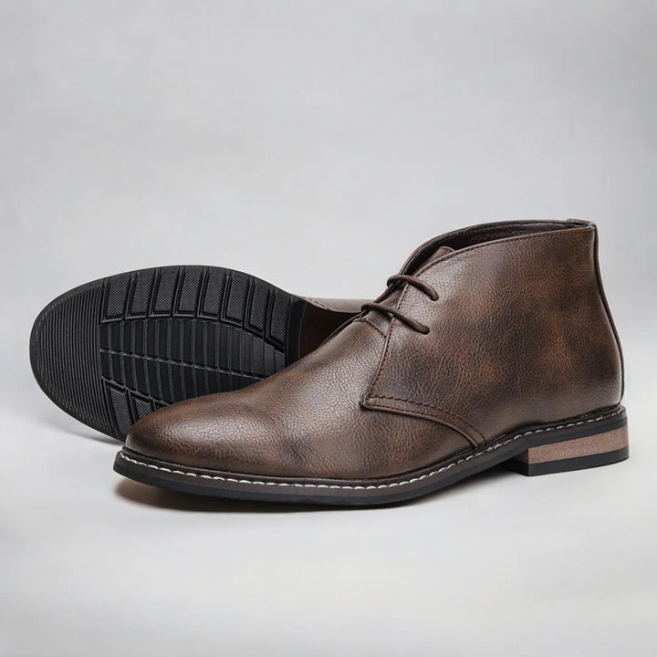 Harold | Leather Chukka Boots