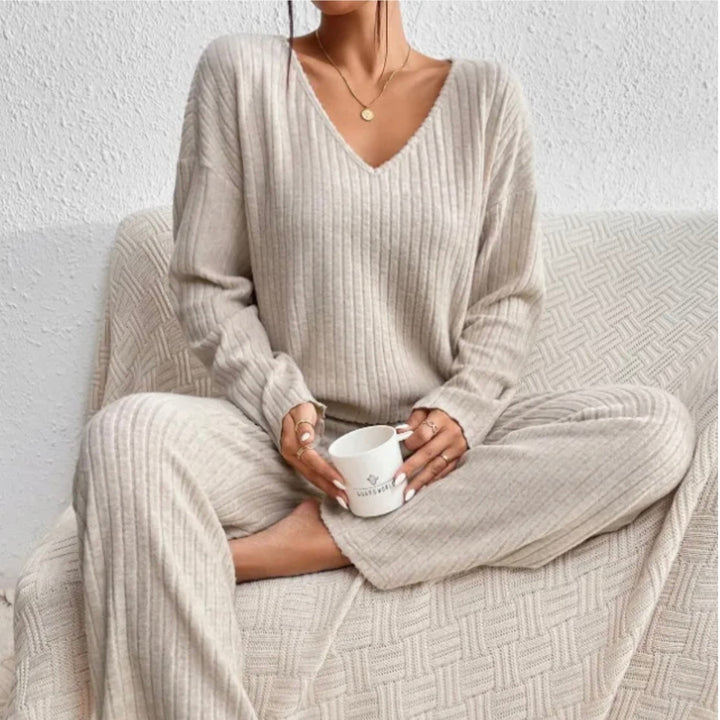 Amara™ | Elegant Knitted Two-Piece Women's Set