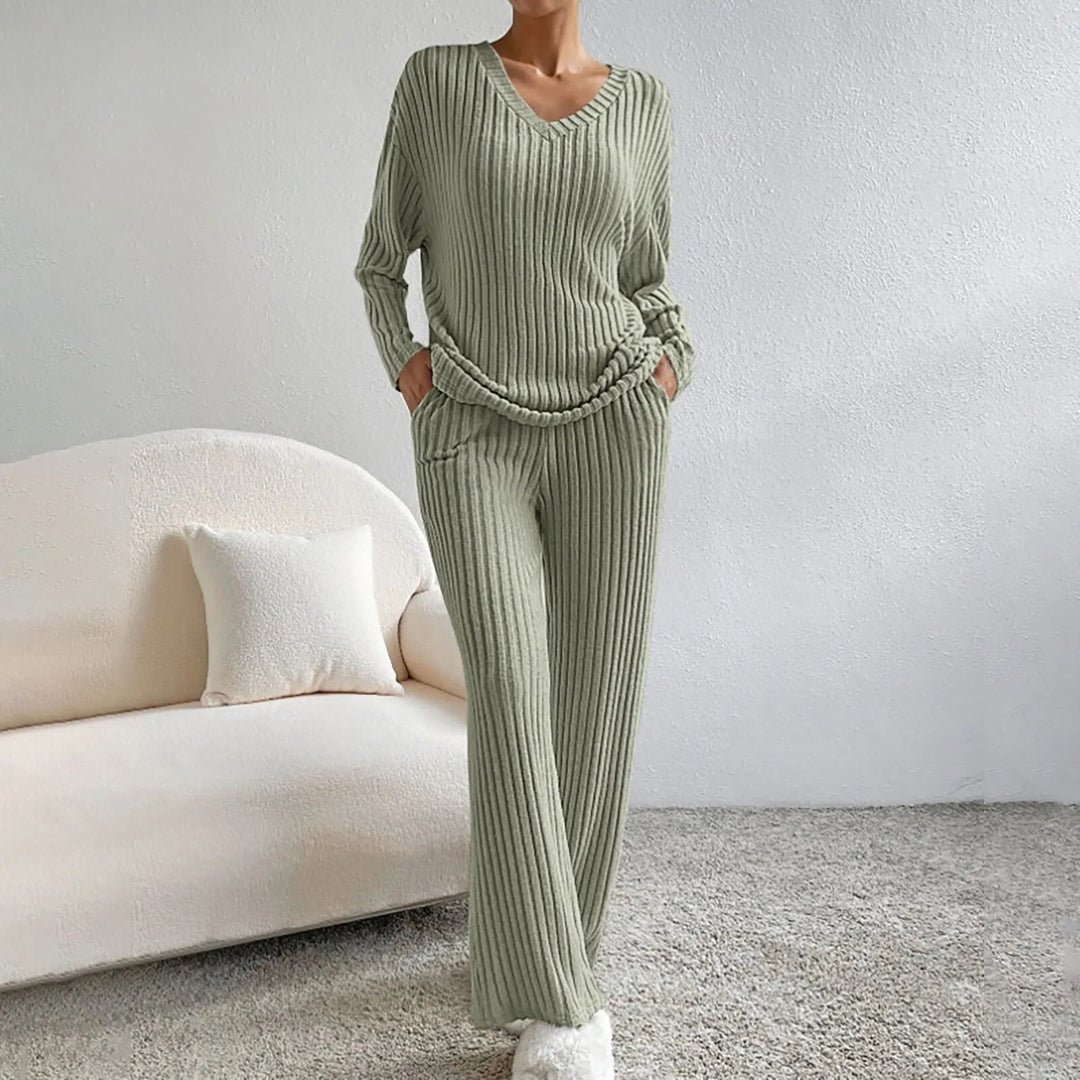 Amara™ | Elegant Knitted Two-Piece Women's Set