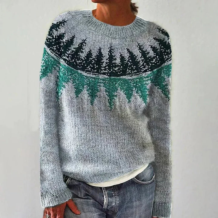 CARLA - KNITTED SWEATER IN CLASSIC STYLE