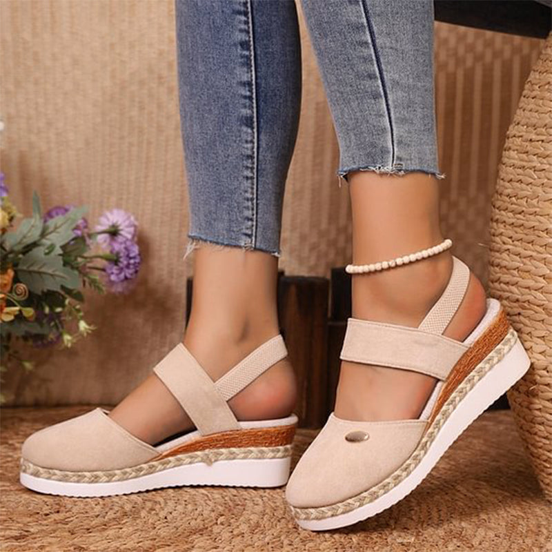 Delilah - strapped sandal with low wedge heel